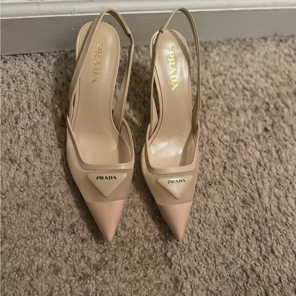 Prada - Picture 5 of 10